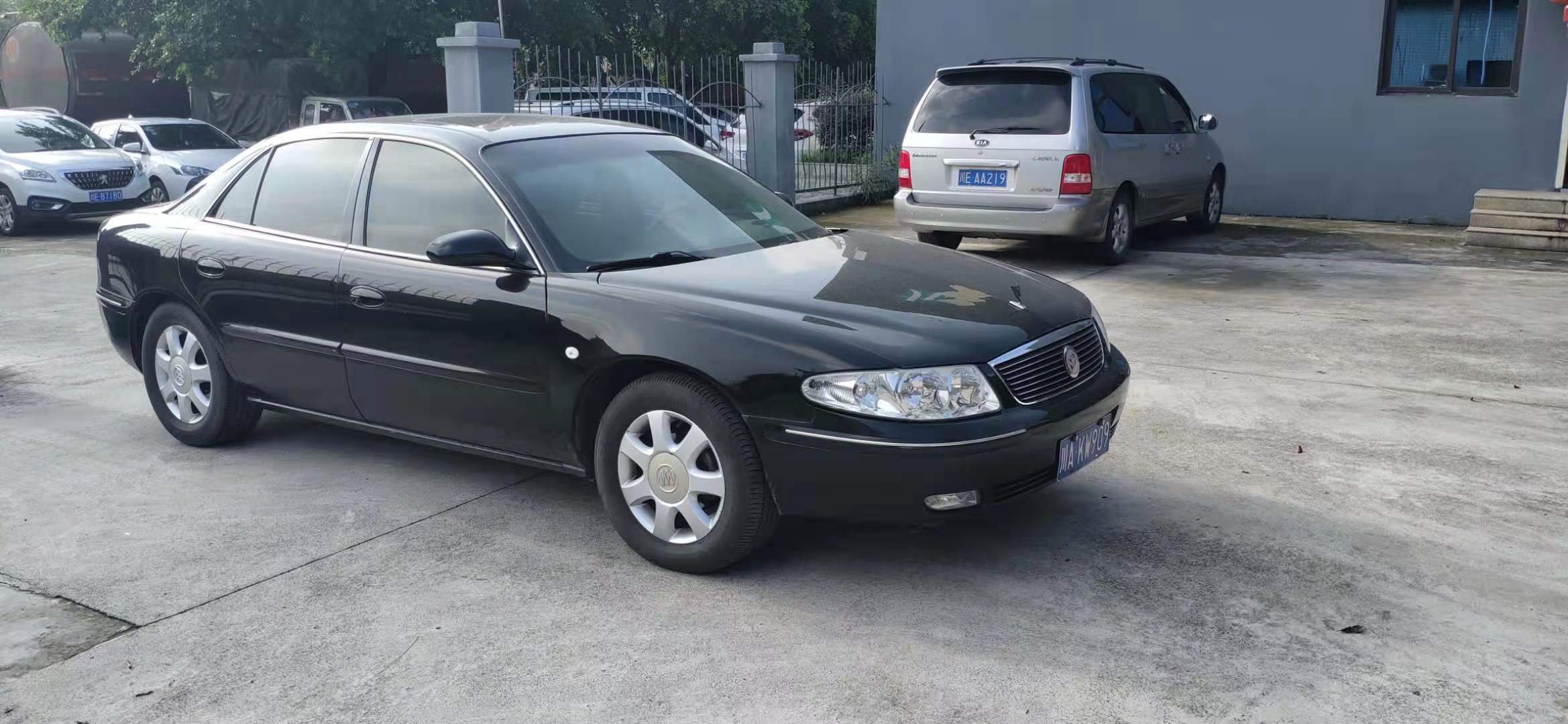 ?？怂?、上海別克機(jī)車拍賣(mài)